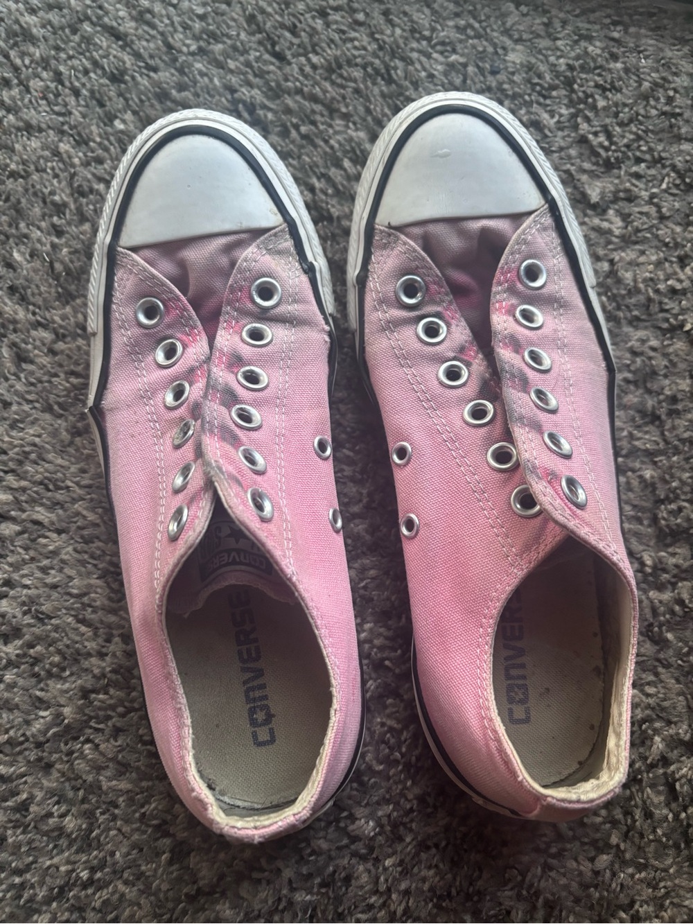 Converse Low-Top Sneakers Pink